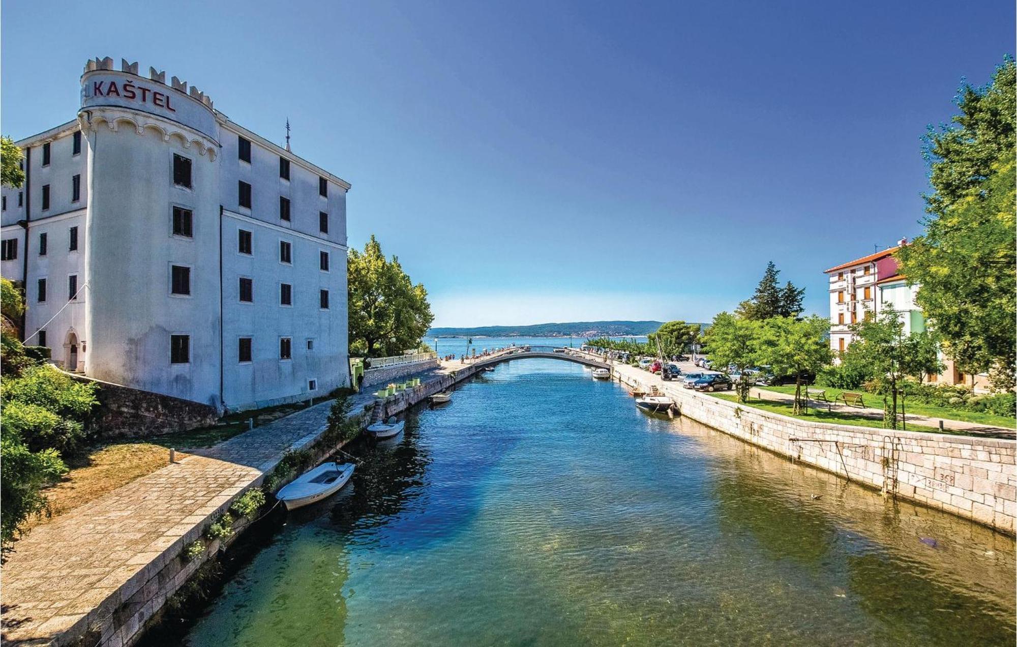Stunning Apartment In Crikvenica With Kitchen Kültér fotó